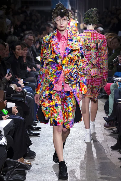 Look 33